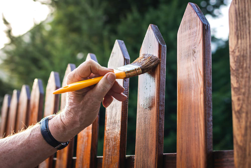 Fence Staining Nashville TN